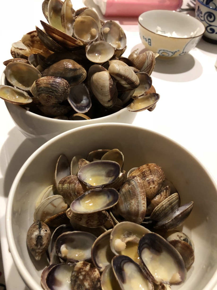 食い散らかされたあさりバター