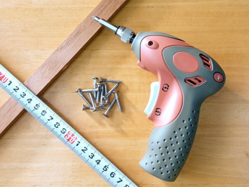 一戸建ての壁紙の修繕