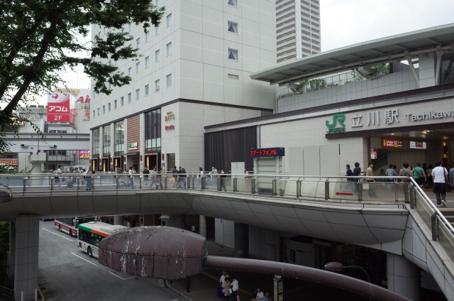 JJ+Tがオープンしたエキュート立川がある立川駅