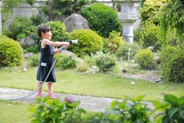 芝生の庭付き賃貸住宅