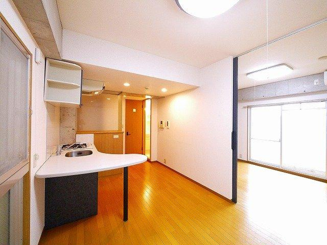 「ヒルコート鳥見」キッチン