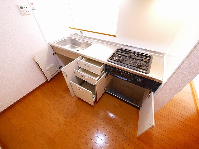 アゼリアキッチン