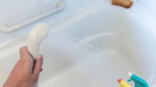 寒い風呂場を暖める|賃貸でも簡単にできる浴室の冬対策とは