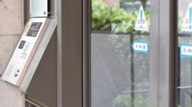 オートロックマンションや賃貸住宅の宅配便受け取り場所のベストとは?