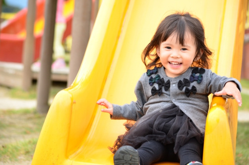 国立市のおすすめ公園②カラフルな遊具が豊富!矢川上公園