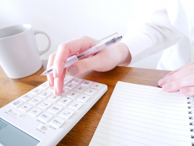 面格子を取り付けるにはどれぐらい費用が必要なのか