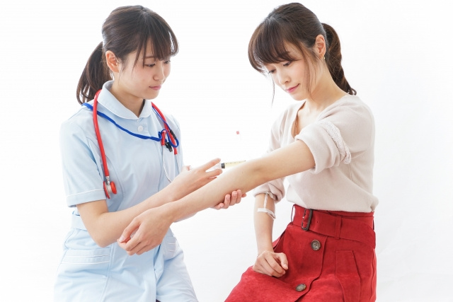 肝臓の検査はどのように行われているのか