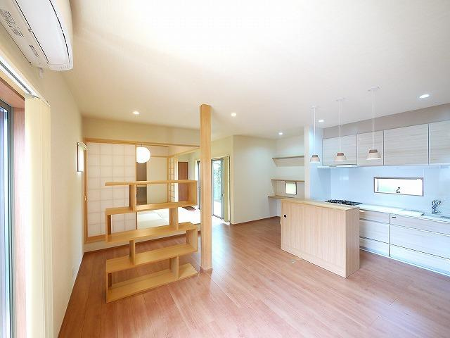 高天市町戸建リビング