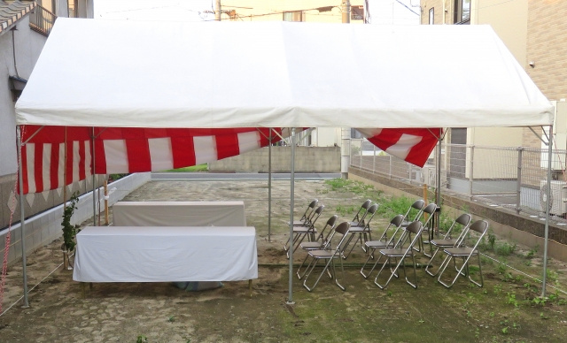 住宅の建築が完了した際におこなわれる竣工式とは?