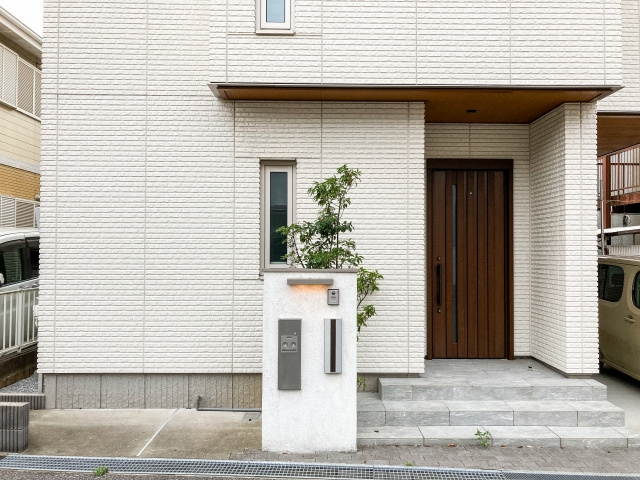 一戸建てのサイディングをリフォーム!塗装が必要な理由とは?