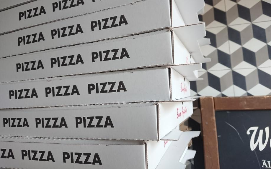 東京都新宿区新宿にあるピザ店「くろねこピッツァ」のおすすめメニュー