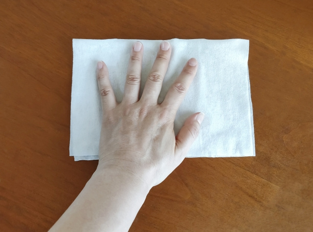 洗剤やシートを使用するのも効果的