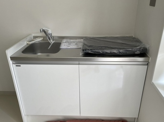 奈良女子大学の学生寮S棟キッチン共有部分