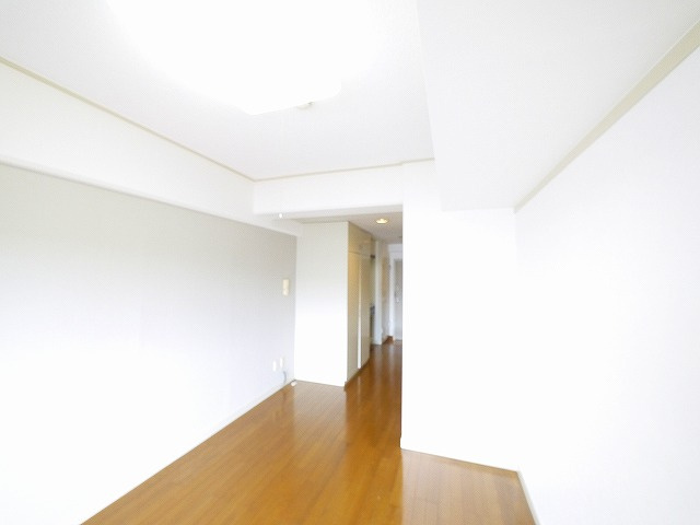 クレアーレ学園前の室内写真1