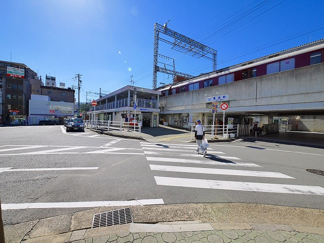 近鉄富雄駅周辺環境の特徴