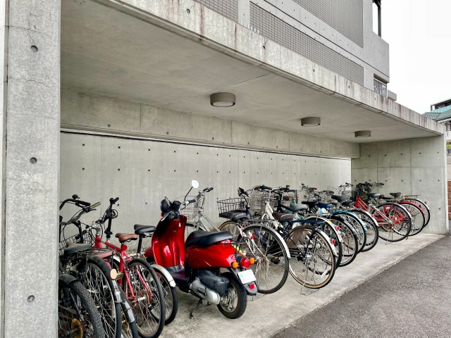 賃貸物件のバイク置場でのトラブルとは?置場の選び方などを解説
