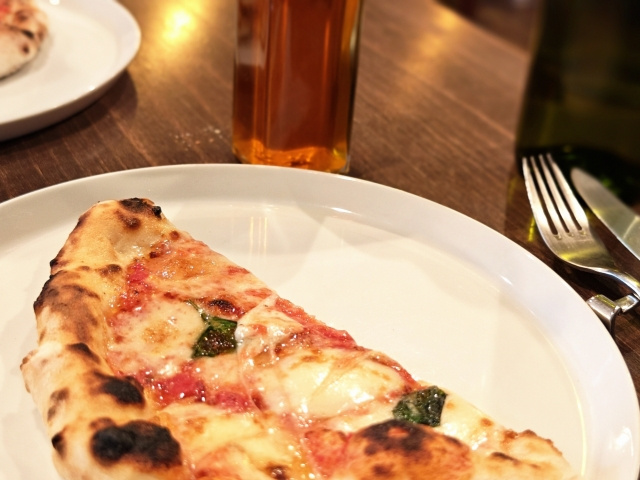 今治市にある「Pizzeria Austro」とは?特徴もご紹介!