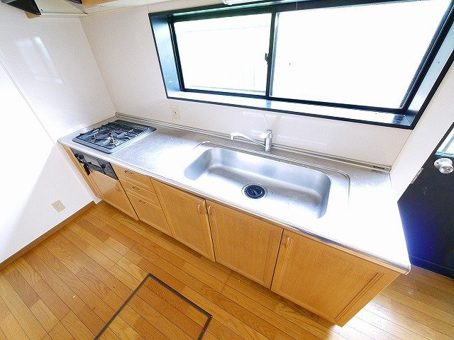 平松4丁目戸建貸家の室内写真2