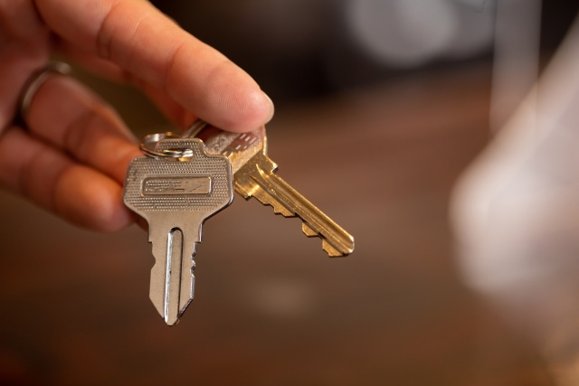 賃貸物件の鍵交換費用は必要?負担の義務や注意点についてご紹介