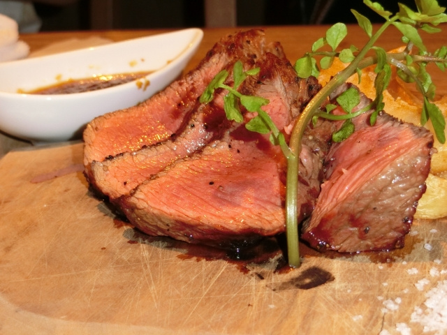 「肉バル DENNER ROIN」のメニュー