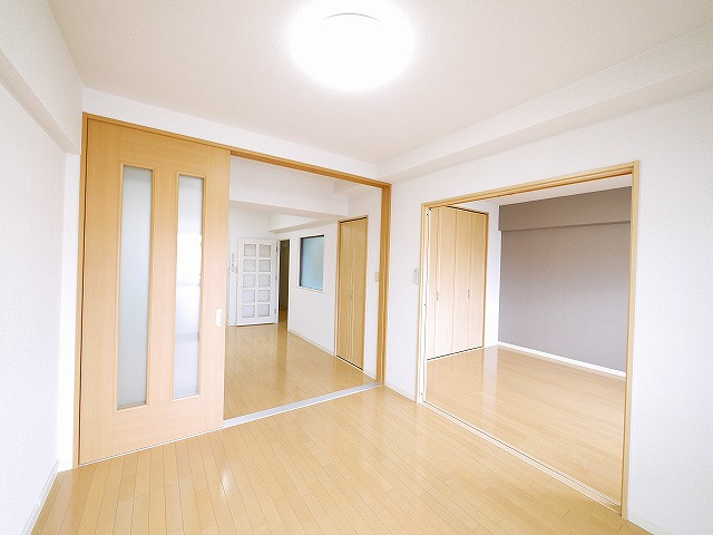 グランドパレス学園前の室内写真1