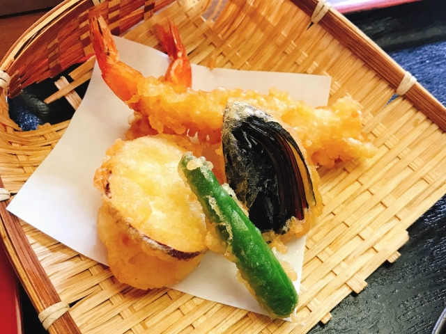 大阪市浪速区にある「てんぷらやさん」の特徴