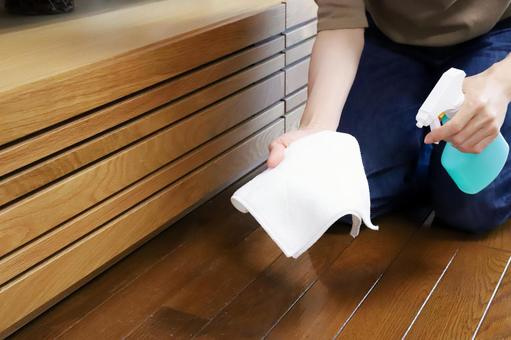 賃貸物件におけるフローリングの黒ずみの予防方法