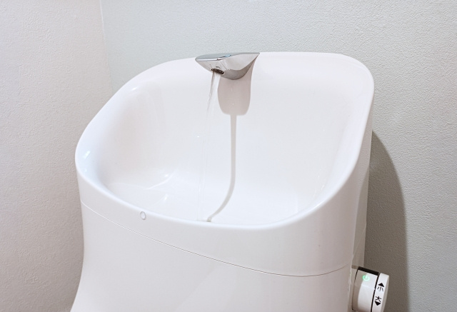 賃貸物件のトイレタンクの掃除方法は?汚れを防ぐ方法も解説!