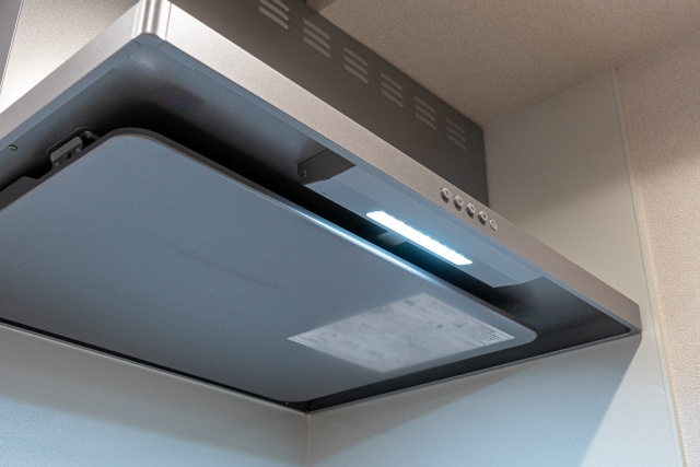 アパートの換気扇を24時間つけたままでも大丈夫?電気代の節約方法も解説
