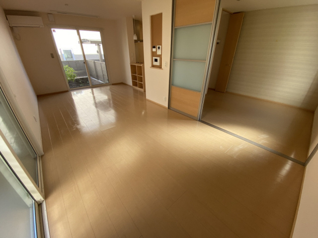 スぺチアーレ