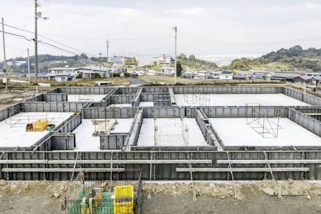 マンションの基礎とは?マンションにおける直接基礎・杭基礎の種類もご紹介