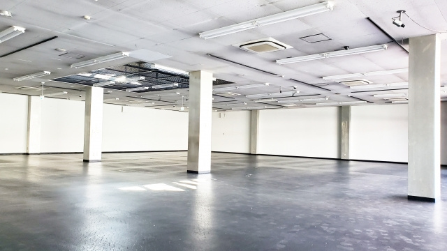 テナント物件を契約する流れとは?物件探しから引き渡しまでを解説