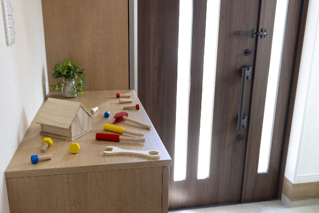 玄関の位置を変えるリフォームによるメリット