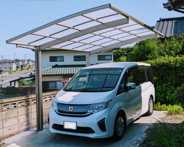 建売住宅の駐車場が狭いと起こりえるトラブルは?必要な広さも解説