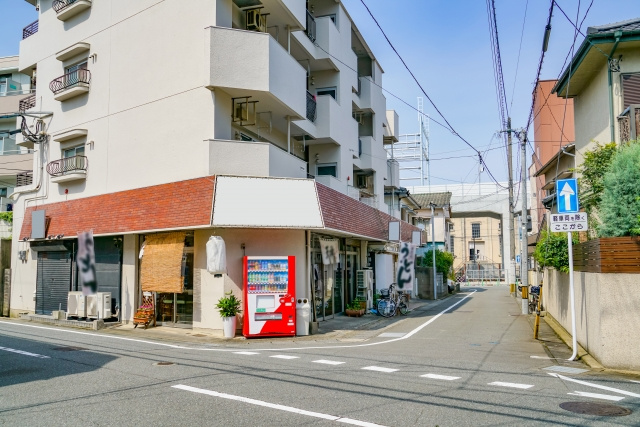 駅近テナントにこだわらず、郊外のテナントを選ぶ方法もある