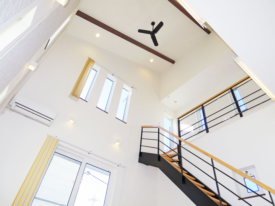 デザイナーズハウス 中古住宅 三島市松本のご紹介です。