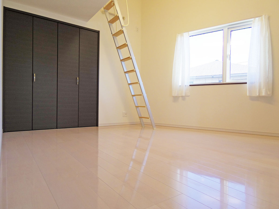 デザイナーズハウス 中古住宅 三島市松本のご紹介です。