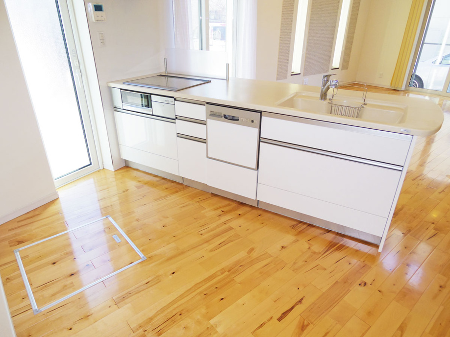 デザイナーズハウス 中古住宅 三島市松本のご紹介です。