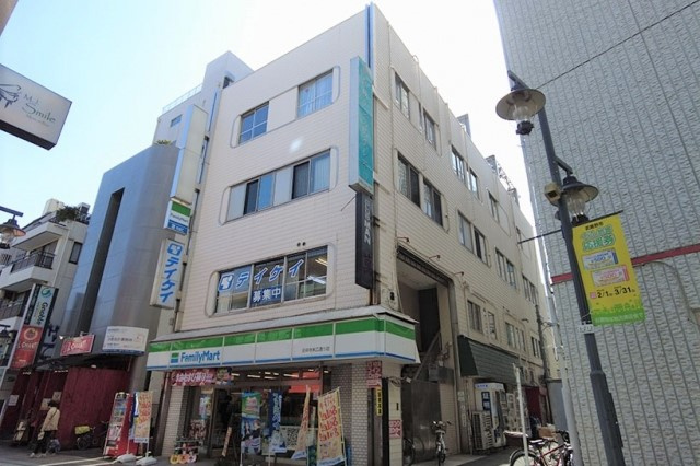 企業の信頼を左右する街のブランドの力