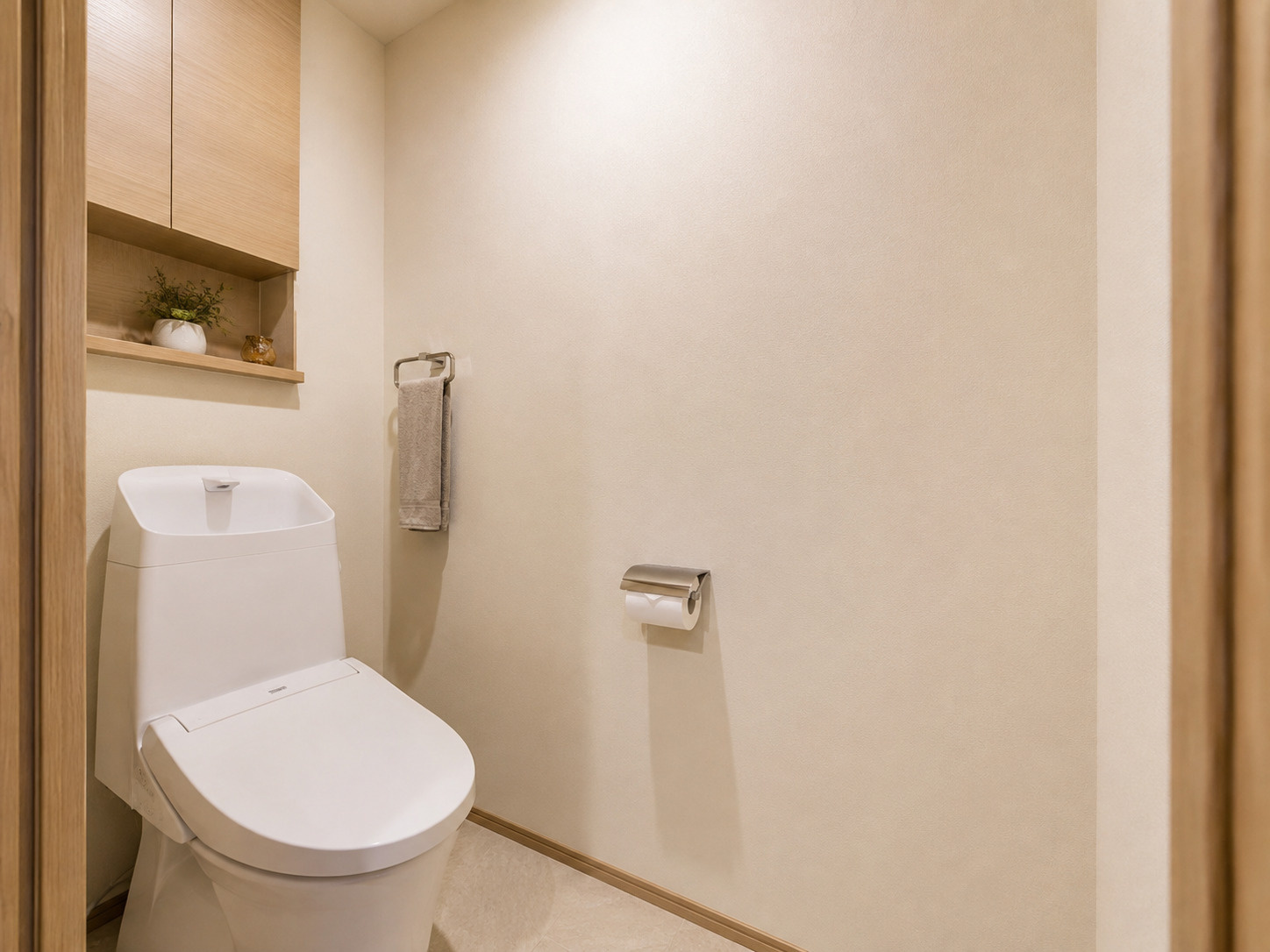 トイレエコカラット施工前