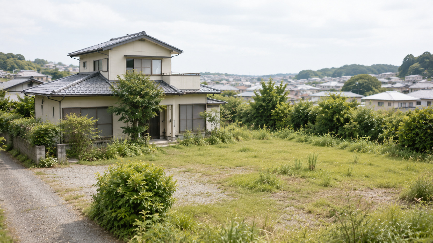 相続で負動産を抱えるリスクとは?処分方法や放棄の注意点も解説