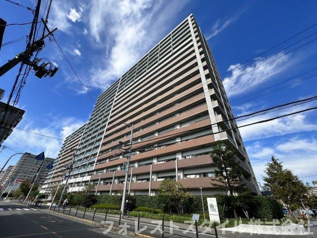 セントプレイスグランドプレミオの外観