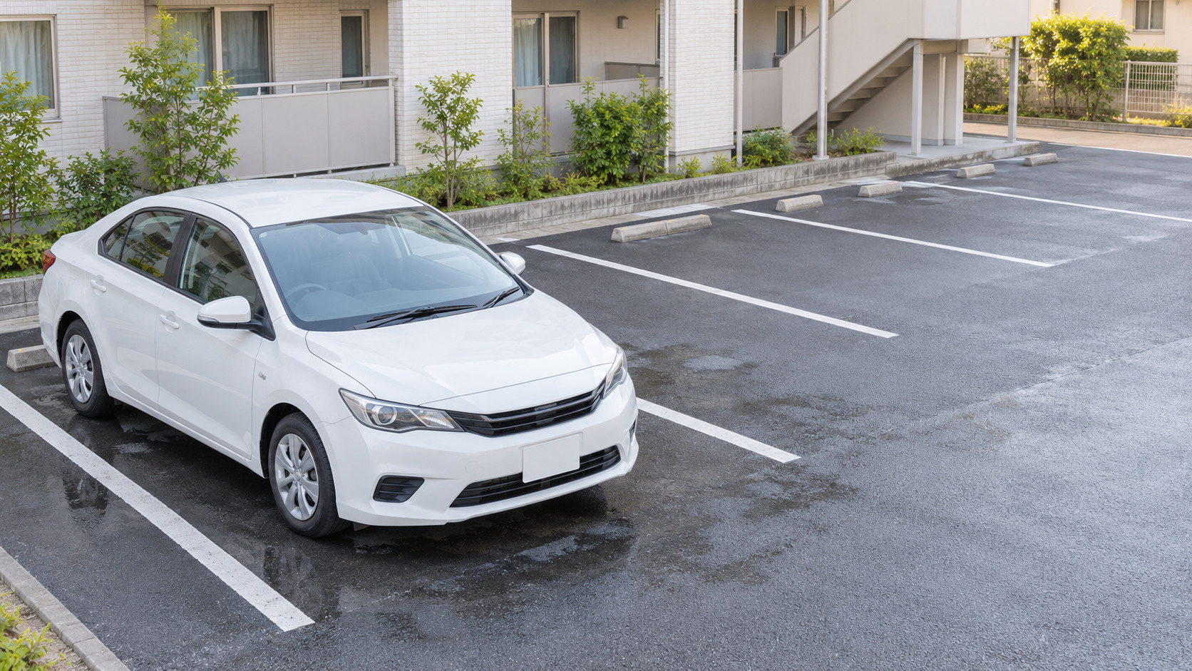 アパートで洗車はできる?避けるべき理由や車をきれいに保つ工夫も解説