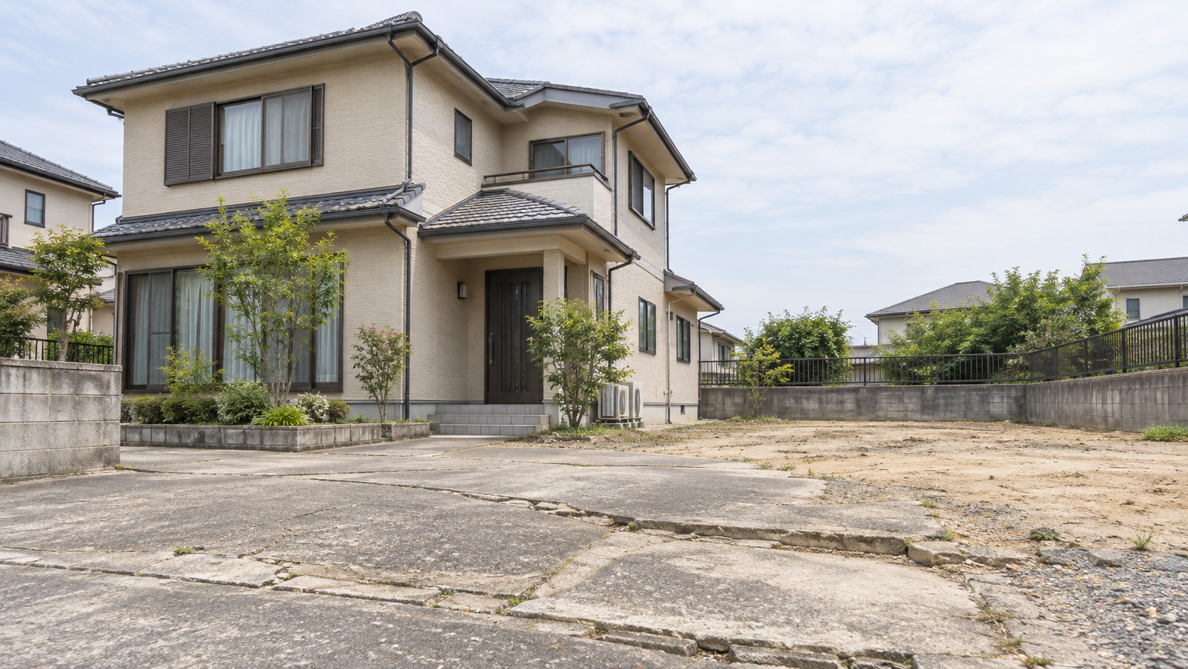 液状化した土地は売却できる?価格への影響や契約上の注意点も解説