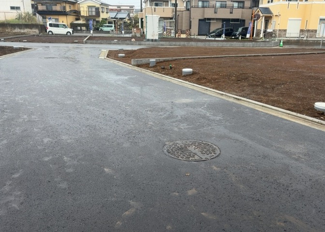 【外観】 | 物件の詳細については、現地を見てわかること以外に、役所や法務局などで調べないとわからないことがあります。そのため、現地に行く場合は、もしこの物件を買ったらどのような生活ができるかをイメージしましょう。