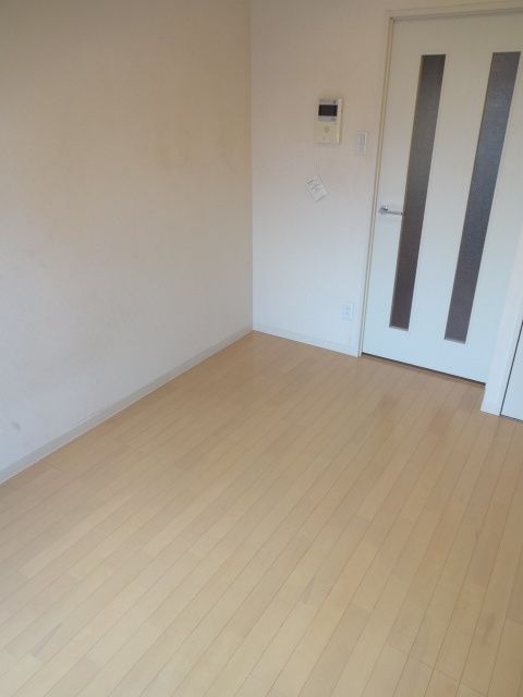 La Douceur千葉中央の洋室