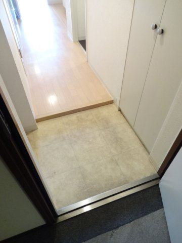 La Douceur千葉中央の玄関