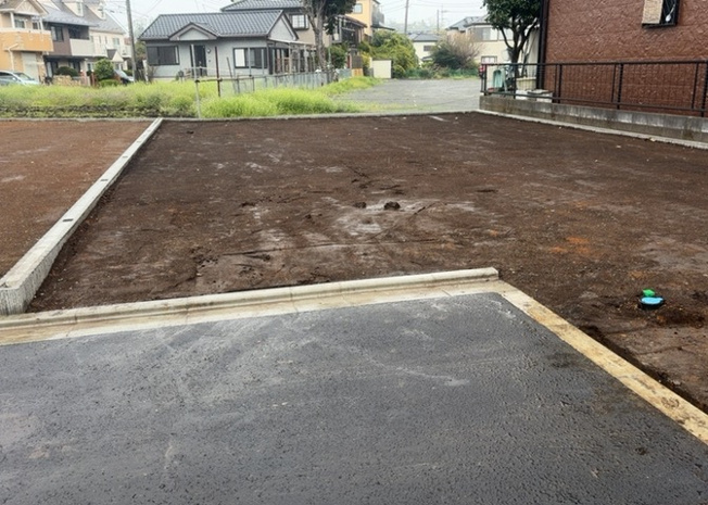 【外観】 | 家を建てる前提で土地を探している場合、地盤の丈夫さは譲れない条件の一つです。地盤が脆弱だと追加工事が必要となります。また、過去に地盤沈下や液状化現象を起こした土地は、できるだけ避けた方がいいでしょう。