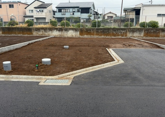 【外観】 | 販売されている全ての土地が、宅地用の土地であるとは限りません。都市計画法に基づき、基本的に住宅を建てることができるのは土地計画区であることに加え、市街化区域として定められている地域のみとなっています。
