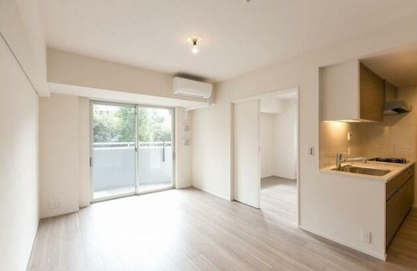 ブランズ川口本町の居間・リビング|別号室参考写真です。